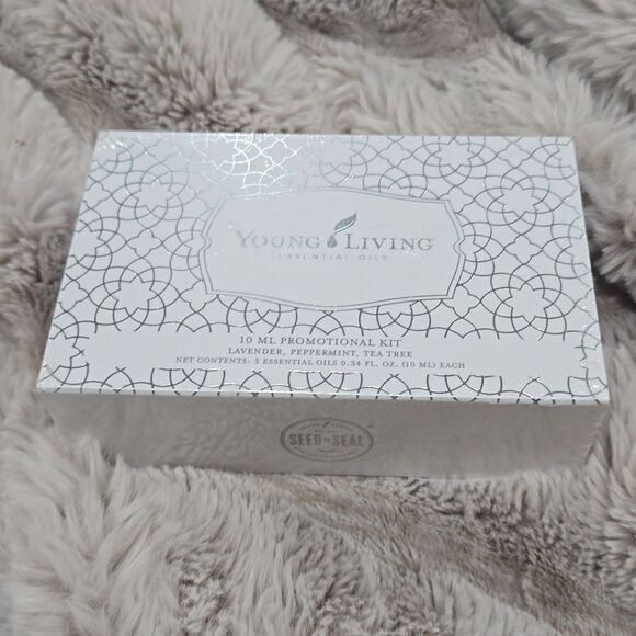Young Living Introductory Kit NEW - Picture 3 of 4